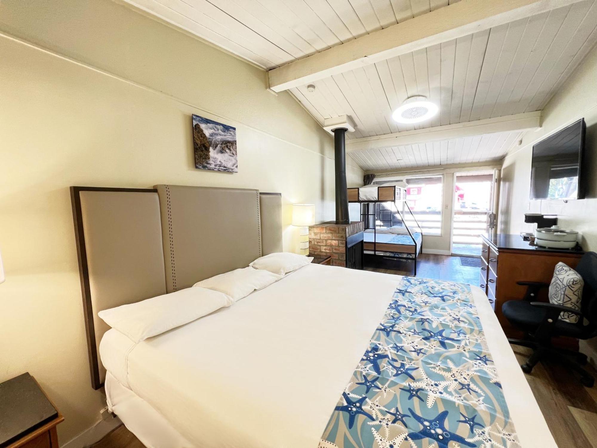 Omeo Suites Big Bear بيغ بير لاكي، سان بيرناردينو، كاليفورنيا الغرفة الصورة