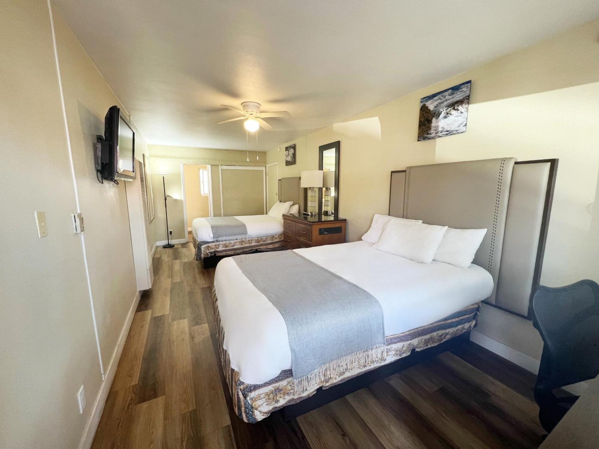 Omeo Suites Big Bear بيغ بير لاكي، سان بيرناردينو، كاليفورنيا الغرفة الصورة