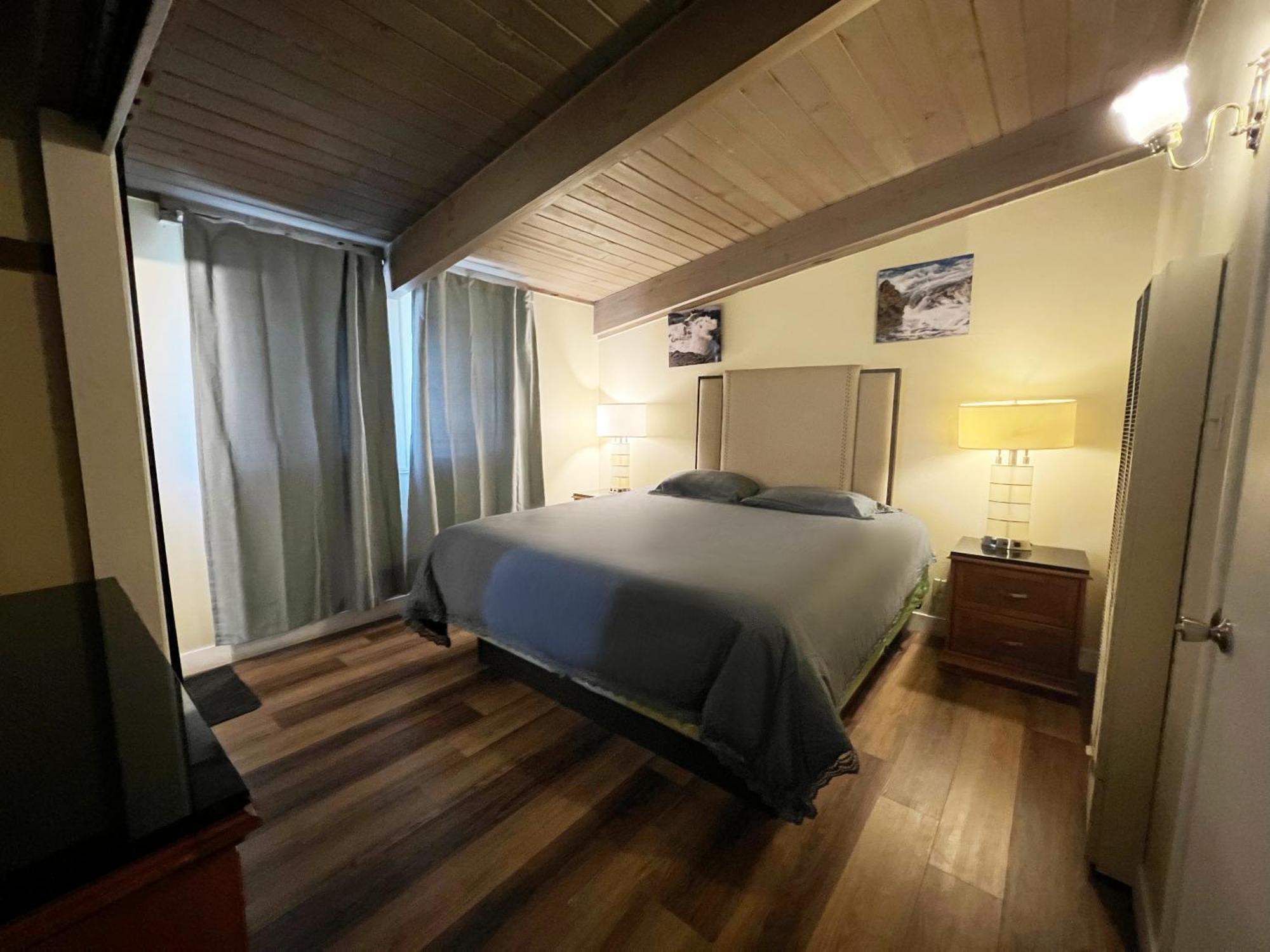 Omeo Suites Big Bear بيغ بير لاكي، سان بيرناردينو، كاليفورنيا الغرفة الصورة