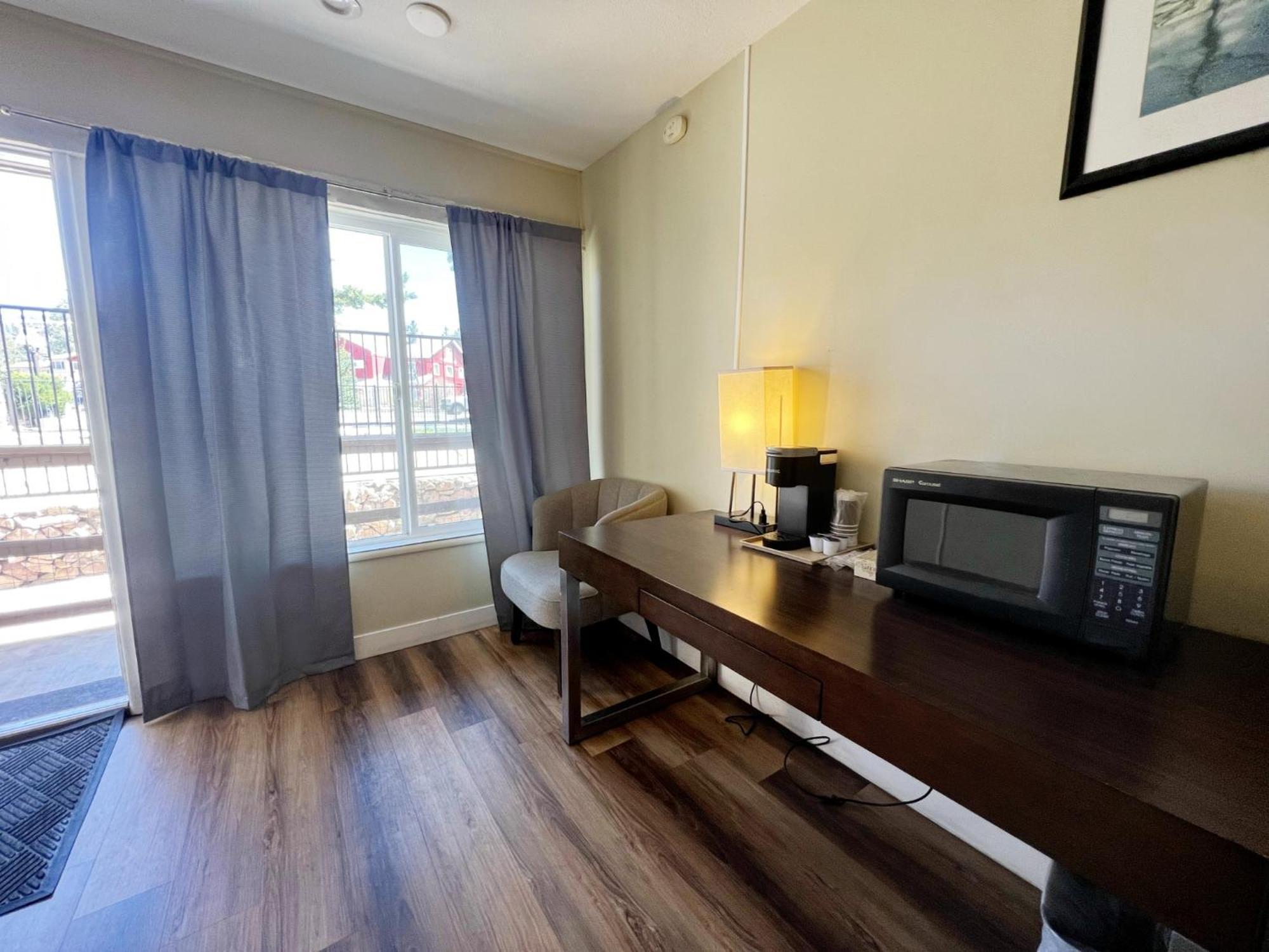 Omeo Suites Big Bear بيغ بير لاكي، سان بيرناردينو، كاليفورنيا الغرفة الصورة